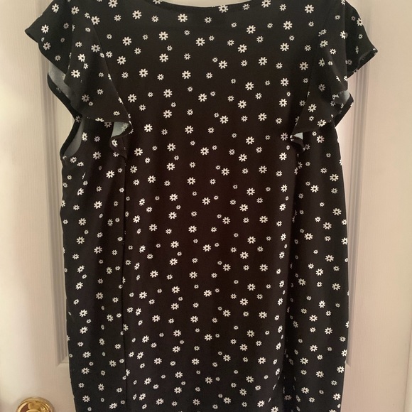 2 Dye 4 Black Floral Top - Picture 3 of 5